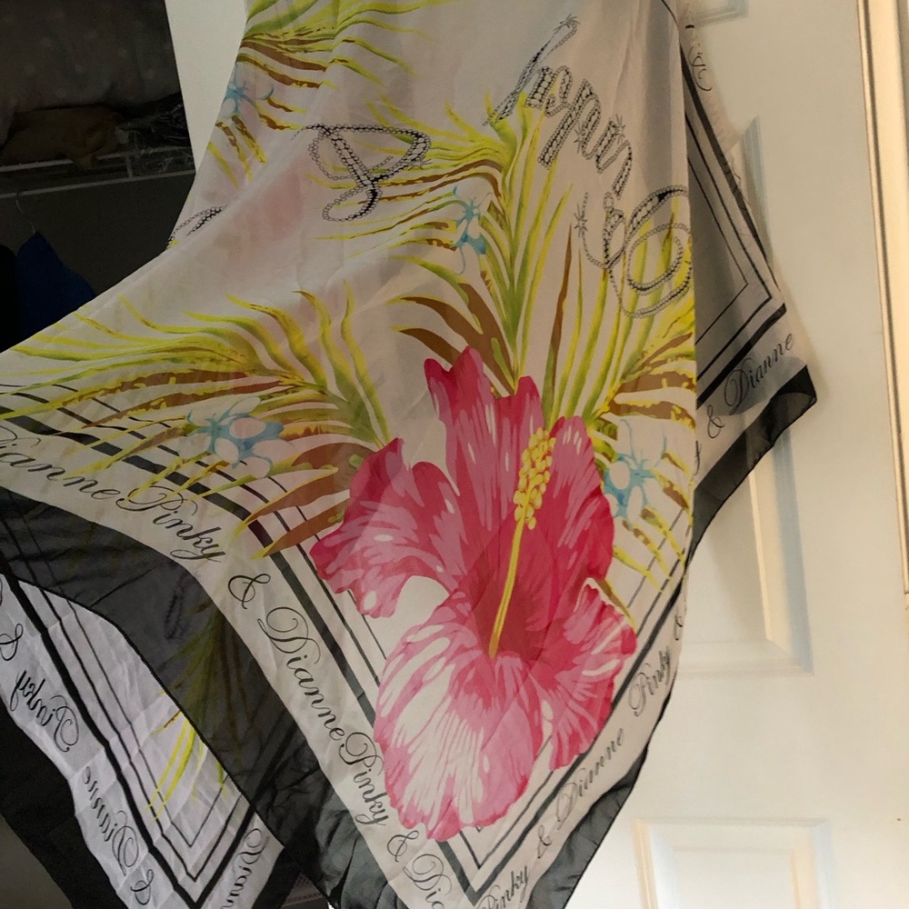 Scarf Floral- Pink and Black Dianne Pinky